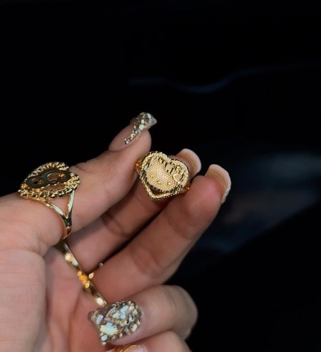 Hello Kitty x Heart Ring